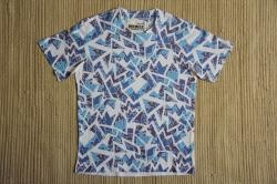 Kék-fehér mintás póló