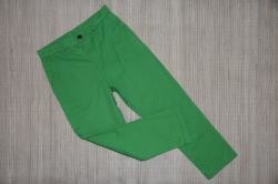 Élénkzöld nadrág