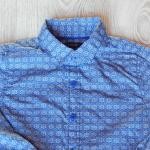 Kék mintás ing
